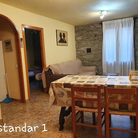 Apartaments Rurals XIX Queralbs Oda fotoğraf